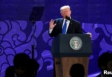 Trump arremete contra la OMC en la cumbre de la APEC