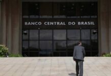 Brasil registra déficit fiscal en febrero