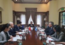 Etchevehere mantuvo encuentro con viceministro de la Aduana china