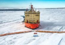 La tripulación del Irizar obtuvo su tradicional foto antártica