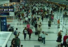 Se redujo a menos de la mitad el tiempo de espera de pasajero en Aduana de Ezeiza