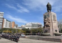 Se celebró en Argentina el 194º aniversario de la independencia uruguaya