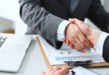 CAC analiza la importancia de los servicios en el comercio exterior argentino