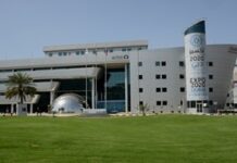 Aduana de Dubai lanza detector de radiación personal «Kashif» para alertar sobre cualquier sobreexposición