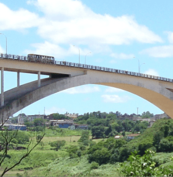Brasil y Paraguay reabren Puente de la Amistad