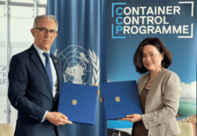 Uruguay firma un memorándum para implementar el Programa de Control de Contenedores de UNODC y OMA