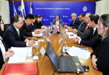 Uruguay afianza sus relaciones comerciales con China