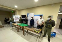 La Aduana descubrió más de 70 kg de cocaína en una encomienda, oculta en camas y mesas de luz