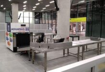 Aduanas de Chile suma dos máquinas escáner en el aeropuerto Arturo Merino