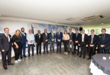 Presentan en Brasil un proyecto para avanzar en la profesionalización del agente de aduanas