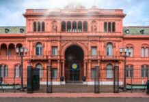 Executive extends the PAIS tax